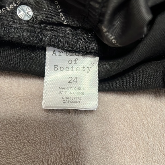 Articles of Society Sarah Black Skinny Jeans - Picture 9 of 14